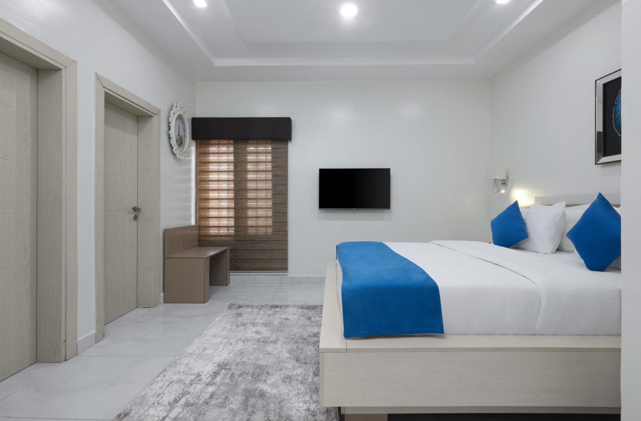Bkt Cribs - Apartments & Suites Abuja Bagian luar foto