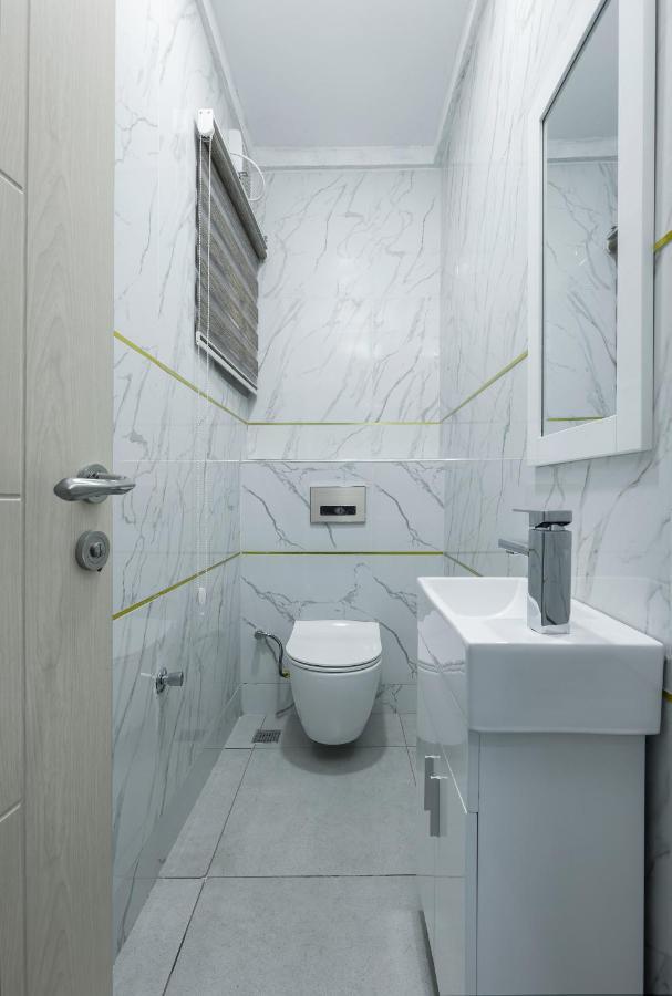 Bkt Cribs - Apartments & Suites Abuja Bagian luar foto